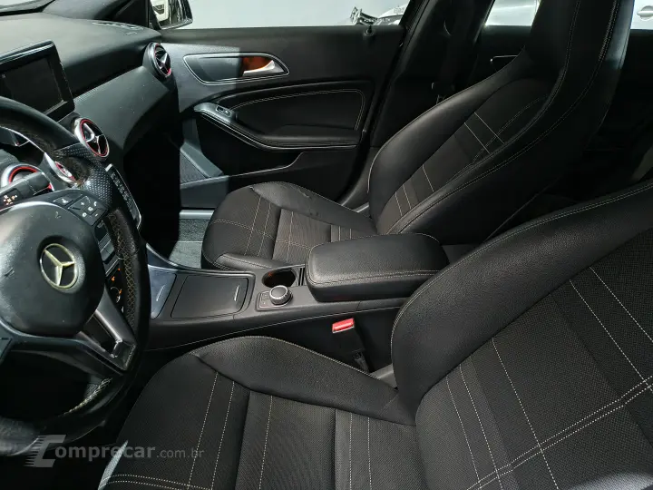 A 200 1.6 Turbo Urban 16V