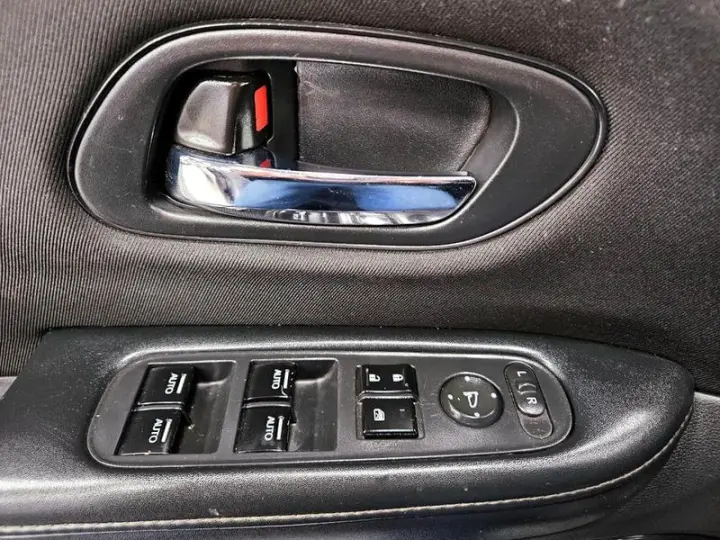 HR-V LX 1.8 FLEXONE 16V 5P AUT.