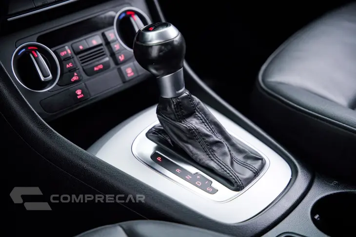 Q3 1.4 TFSI/TFSI Flex S-tronic 5p