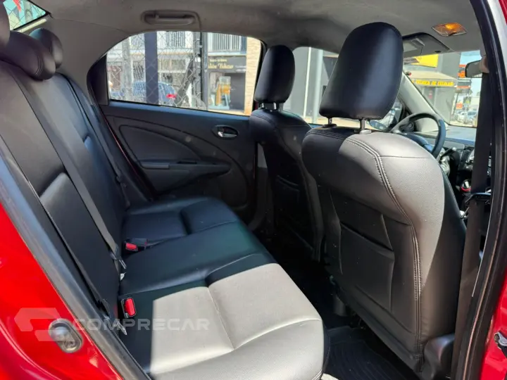 ETIOS 1.5 X Sedan 16V