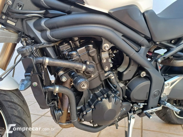 Speed Triple 1050i