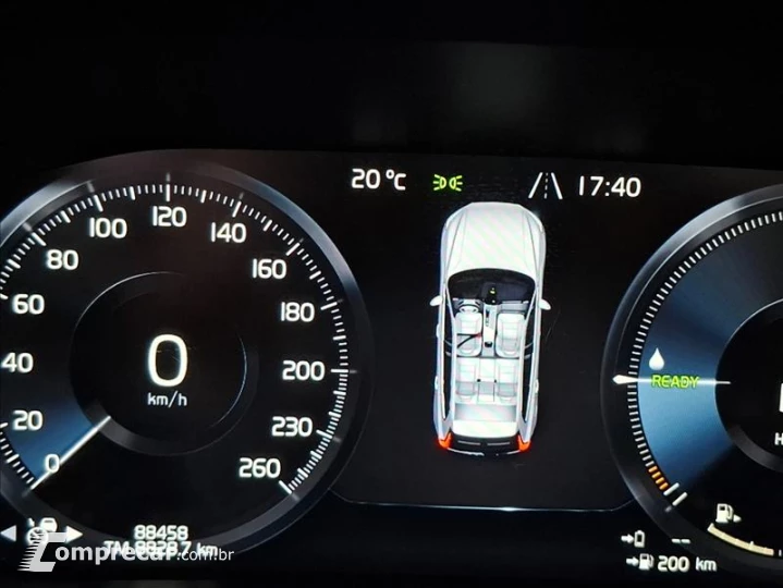 XC60 2.0 T8 Hybrid Momentum AWD Geartronic