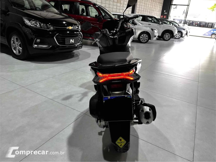 PCX 160