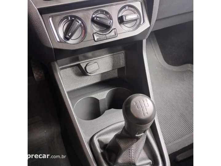 VOYAGE 1.0 12V MPI TOTALFLEX 4P MANUAL