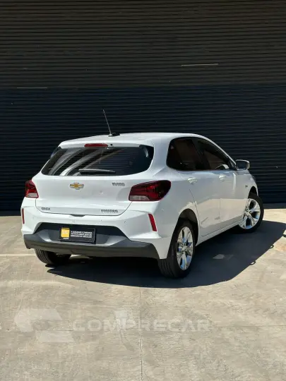 ONIX HATCH PREM. 1.0 12V TB Flex 5p Aut.