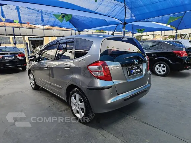 FIT - 1.4 LXL 16V 4P AUTOMÁTICO