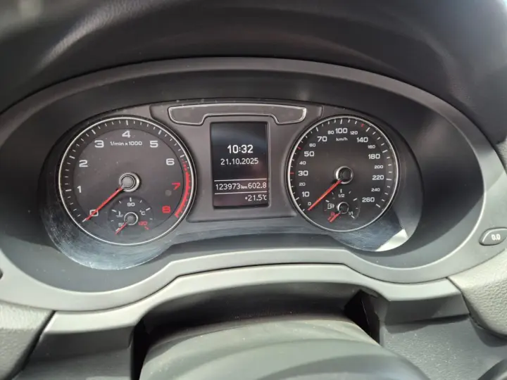 Q3 1.4 4P 35 TFSI BLACK S LINE S-TRONIC AUTOMÁTICO