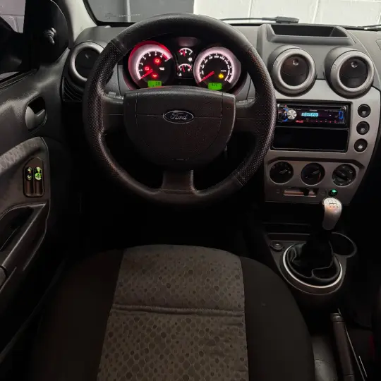 Fiesta SE 1.6 8V Flex 5p