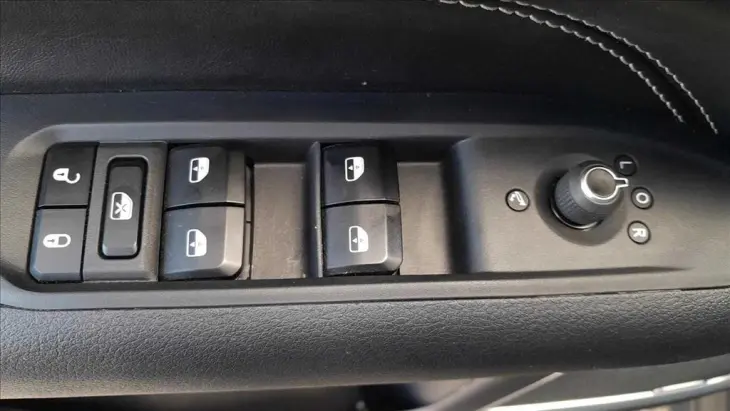 COMPASS 1.3 T270 TURBO FLEX LONGITUDE AT6