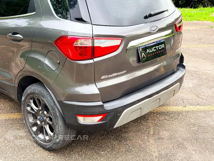 EcoSport TITANIUM 1.5 12V Flex 5p Aut.