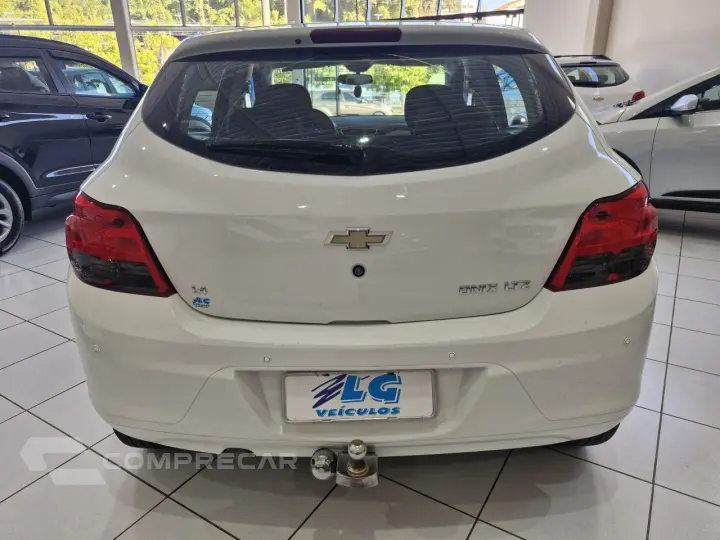 Onix Hatch 1.4 4P FLEX LTZ