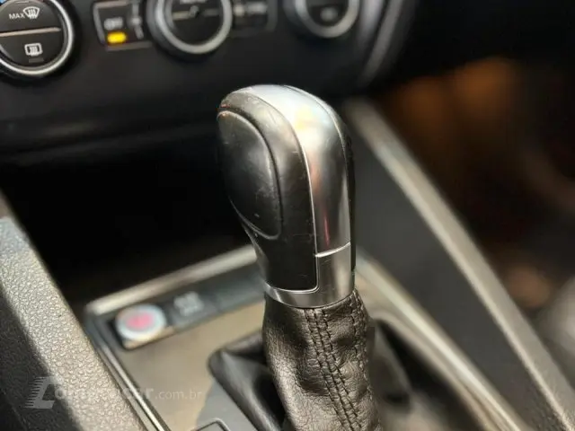 JETTA - 2.0 COMFORTLINE 4P TIPTRONIC