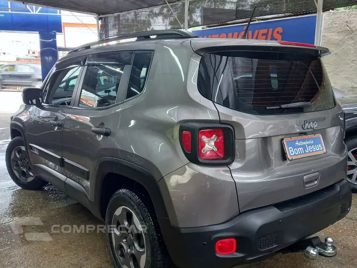 Renegade 1.8 16V Flex 4P Automático