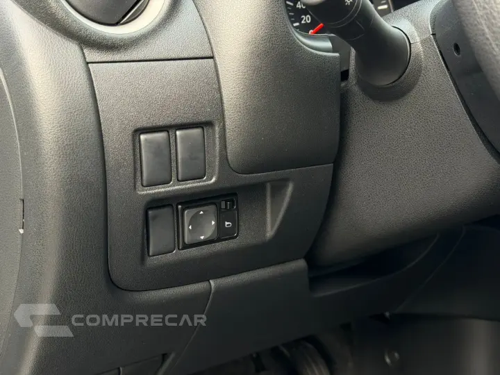 MARCH SV 1.6 16V Flex Fuel