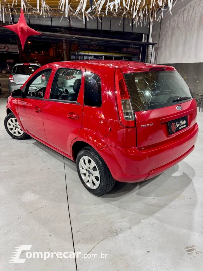 FIESTA 1.6 MPI Class Hatch 8V