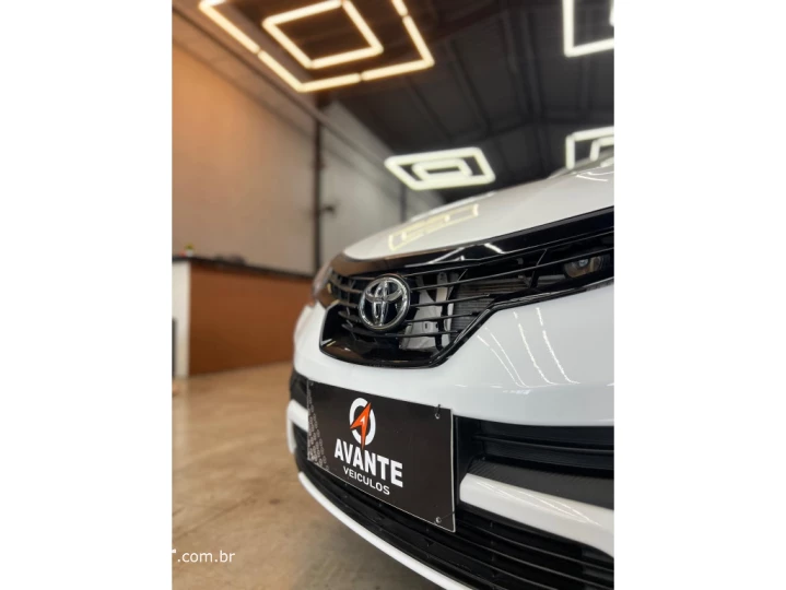ETIOS 1.5 X PLUS SEDAN 16V FLEX 4P AUTOMÁTICO