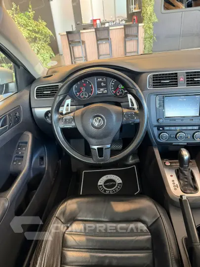 JETTA 2.0 TSI Highline 211cv