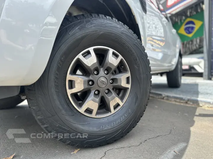 RANGER 2.5 XLS 4X2 CD 16V FLEX 4P MANUAL