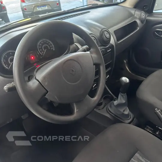 SANDERO Authentique Hi-Flex 1.0 16V 5p