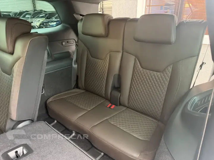 COMMANDER 1.3 T270 TURBO FLEX OVERLAND AT6