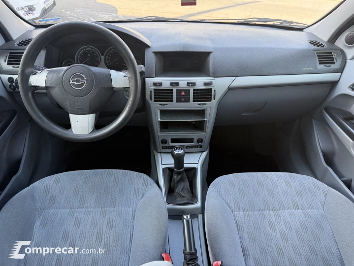 VECTRA 2.0 MPFI Elegance 8V