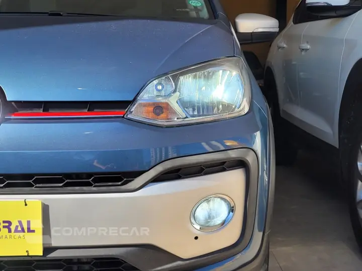 up! cross 1.0 TSI Total Flex 12V 5p