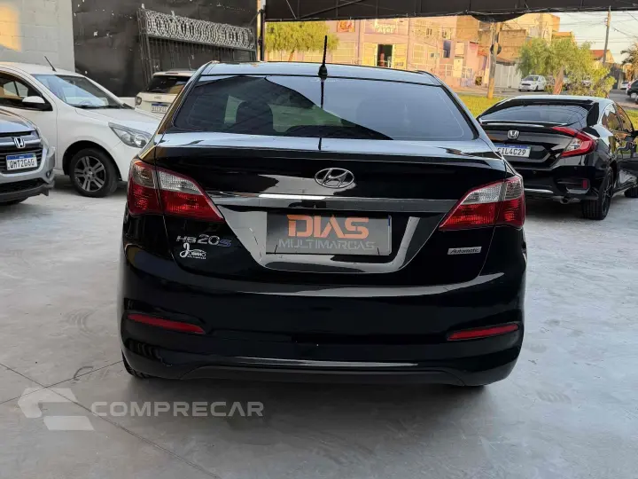 HB20S 1.6 COMFORT PLUS 16V FLEX 4P AUTOMÁTICO