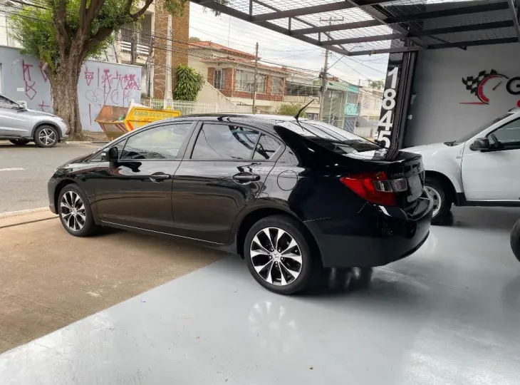 Civic Sedan LXR 2.0 Flexone 16V Aut. 4p