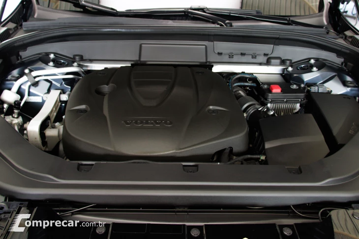 XC60 2.0 D5 Momentum AWD Geartronic
