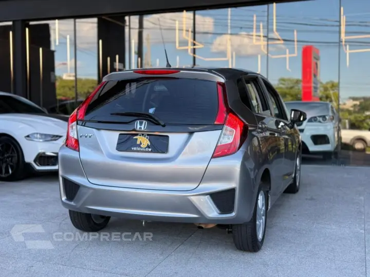 FIT 1.5 LX 16V FLEX 4P AUTOMÁTICO