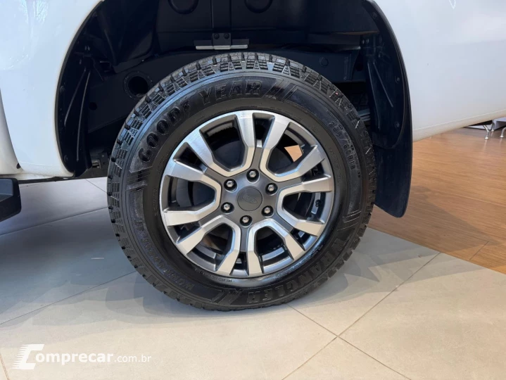 Ranger 3.2 20V CABINE DUPLA 4X4 LIMITED TURBO DIESEL AUTOMÁT
