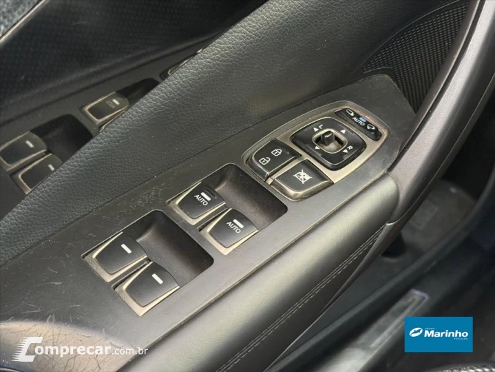 AZERA 3.0 MPFI GLS V6 24V GASOLINA 4P AUTOMÁTICO