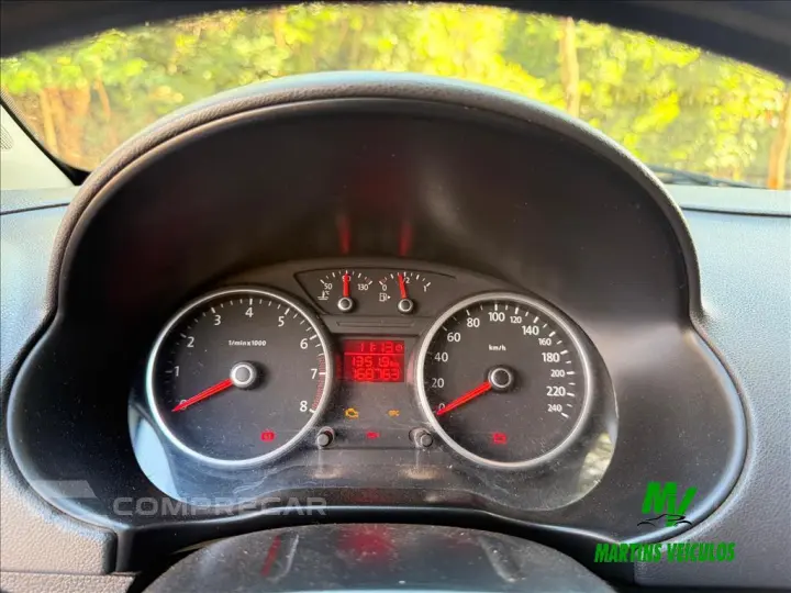 VOYAGE 1.6 MI TREND 8V FLEX 4P MANUAL