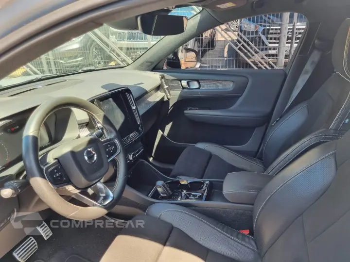 XC40 1.5 T5 Hybrid R-design FWD Geartronic