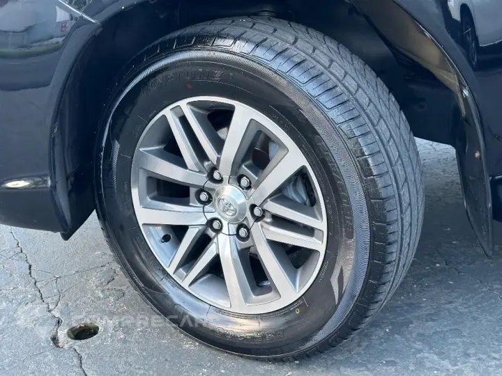 Hilux CD SR 4x2 2.7 16V/2.7 Flex Aut.