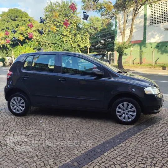 Fox Plus 1.0Mi/ 1.0Mi Total Flex 8V 4p