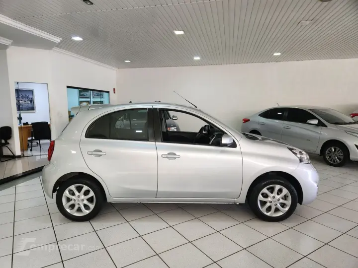 March 1.6 16V 4P SV FLEX AUTOMÁTICO CVT