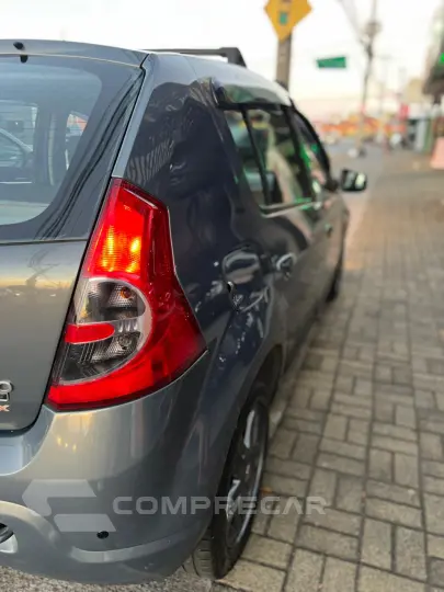 SANDERO 1.6 Vibe 8V