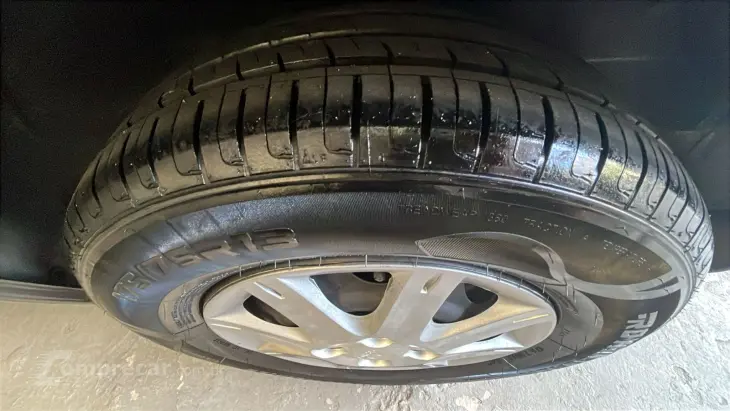 CELTA 1.0 MPFI LT 8V