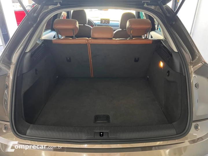Q3 1.4 TFSI/TFSI Flex S-tronic 5p