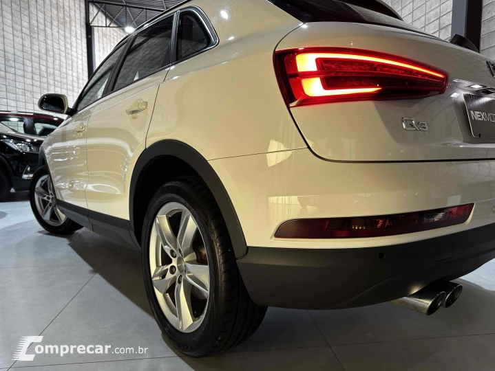 Q3 1.4 TFSI AMBIENTE PLUS FLEX 4P S TRONIC