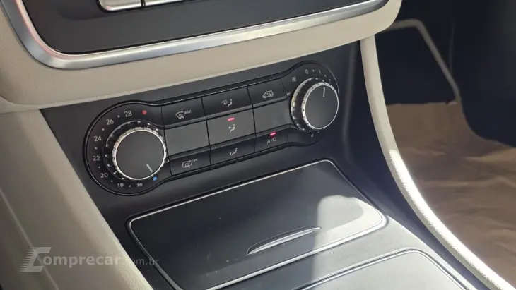 GLA 200 Advance 1.6/1.6 TB 16V Flex Aut.