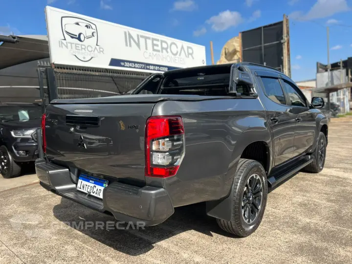 L200 TRITON 2.4 16V Turbo Sport HPE CD 4X4