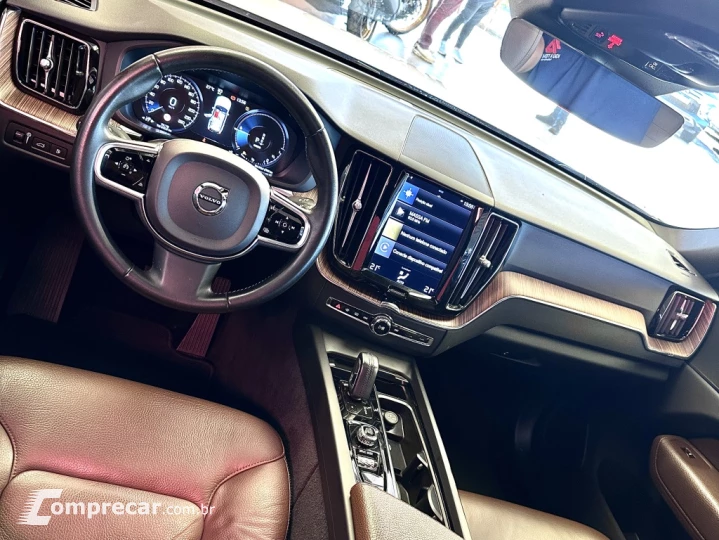 XC60 2.0 T8 HYBRID MOMENTUM AWD GEARTRONIC