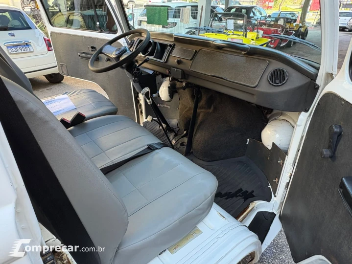 KOMBI 1.4 MI STD Lotação 8V