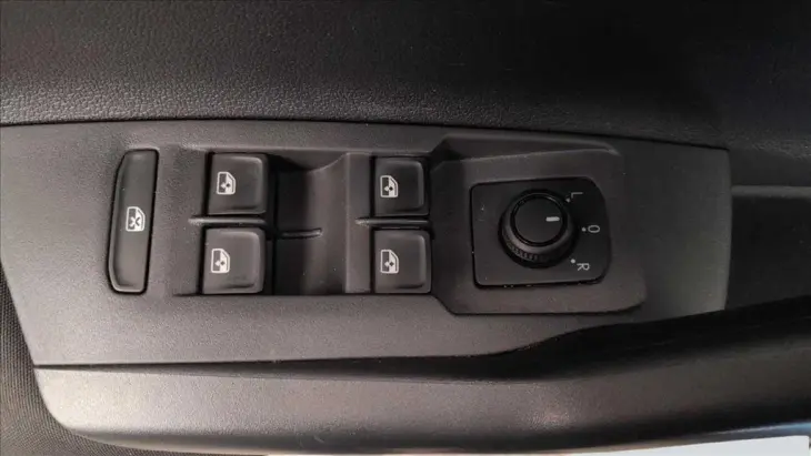 NIVUS 1.0 200 TSI TOTAL FLEX COMFORTLINE AUTOMÁTI