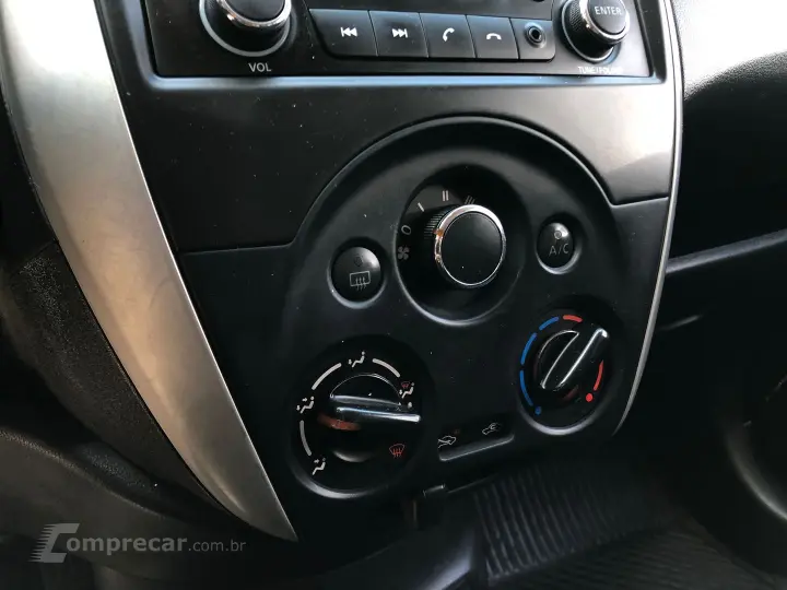 Versa 1.6 16V Flex Sv 4P Manual