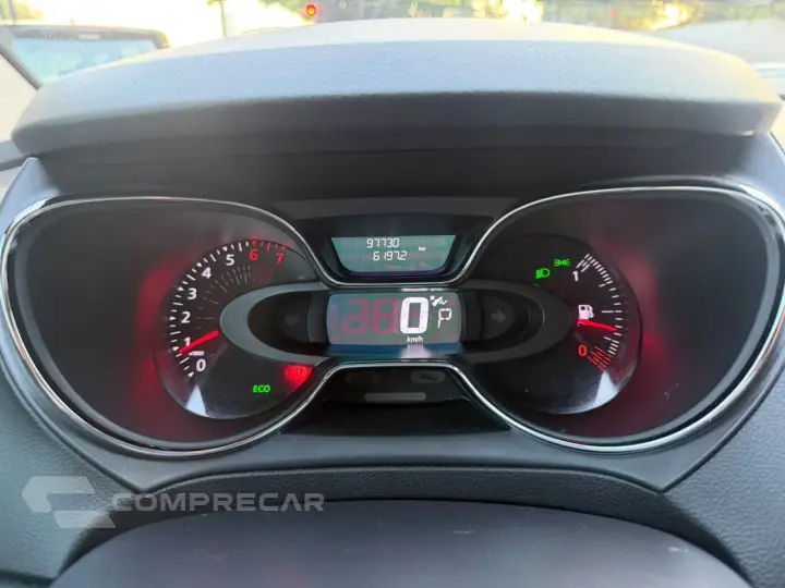 Captur 1.6 16V 4P FLEX SCE INTENSE X-TRONIC CVT