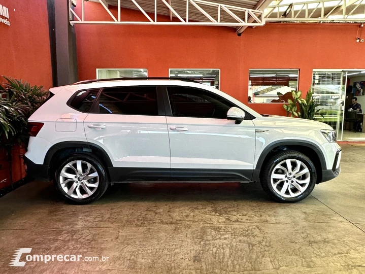 TAOS 1.4 250 TSI TOTAL FLEX HIGHLINE AUTOMÁTICO