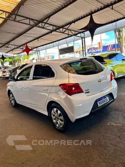 ONIX HATCH LT 1.0 8V FlexPower 5p Mec.
